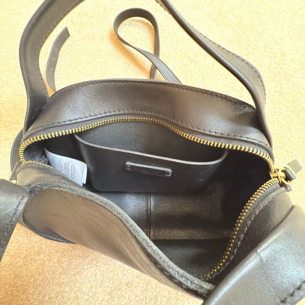 Madewell Sydney Black Leather Zip Top Small Crossbody Bag Convertible - Picture 3 of 13